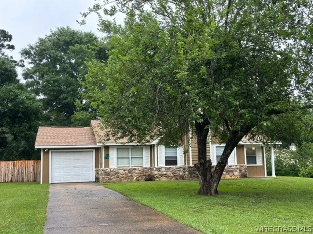159 Crystal Drive Ozark AL 36360