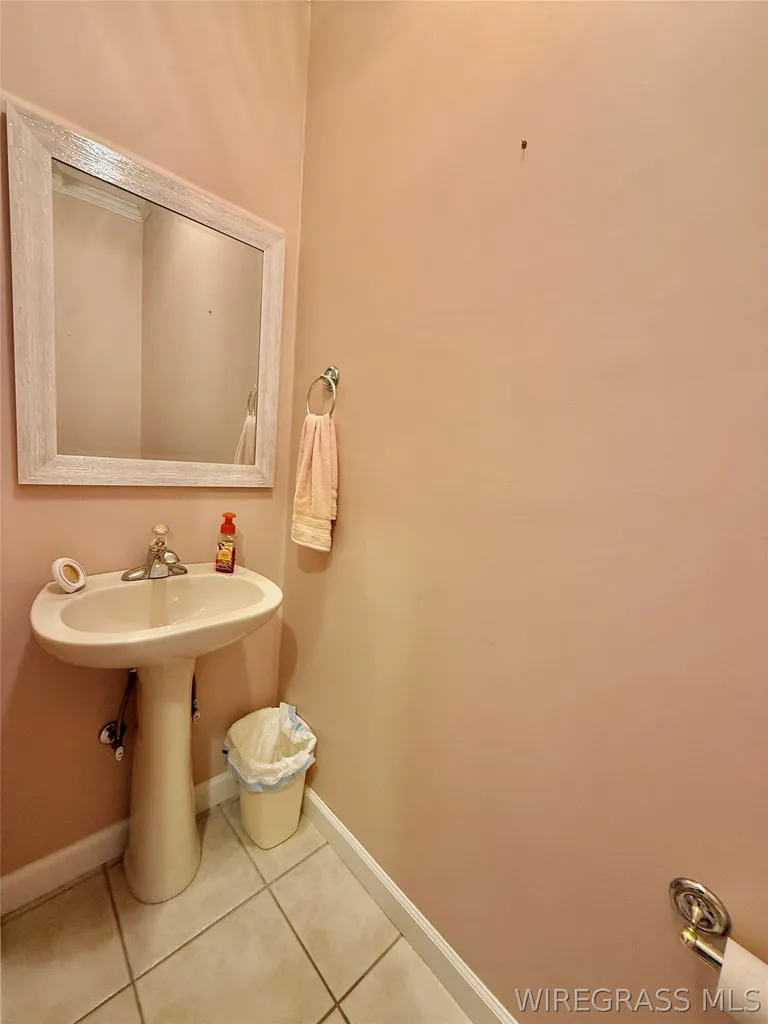 38 County Road 6 Road Black AL 36314