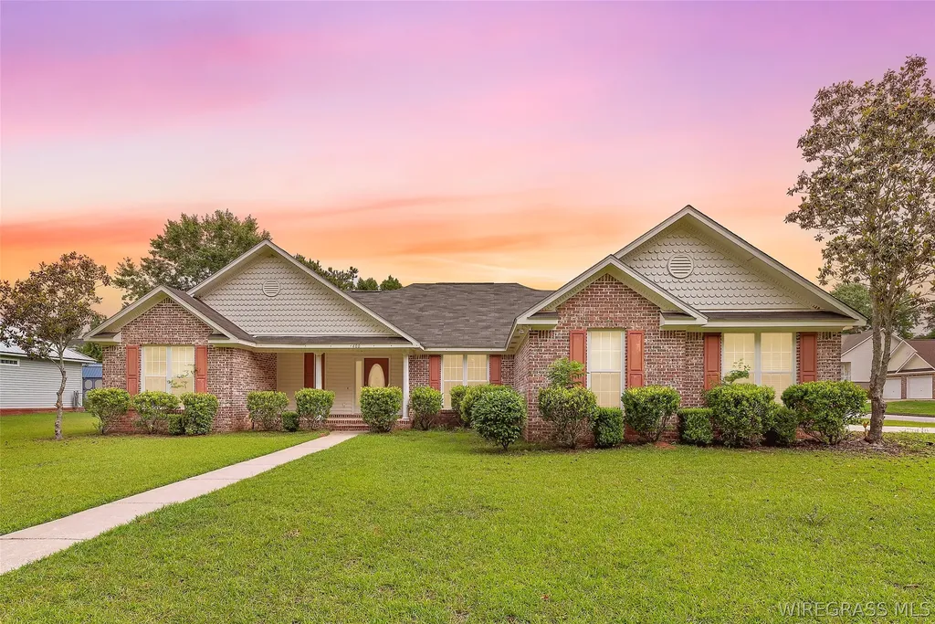 400 Mill Creek Circle Dothan AL 36305