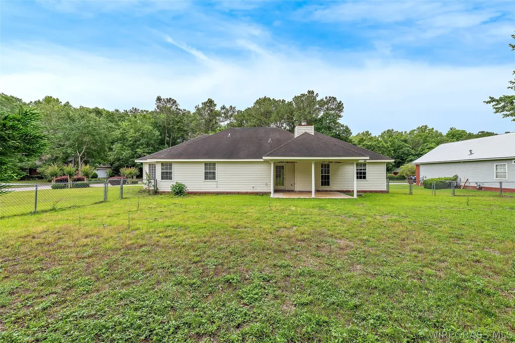400 Mill Creek Circle Dothan AL 36305