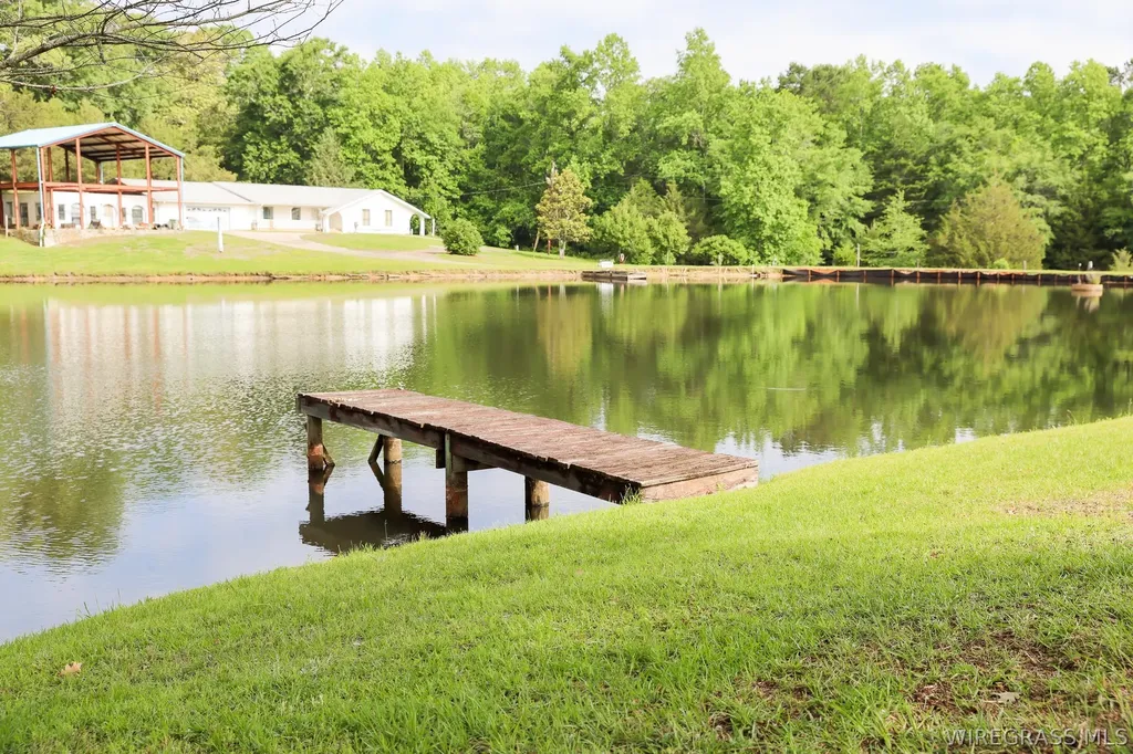 250 Hank Nix Drive Ozark AL 36360