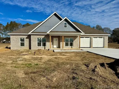 205 Heritage Way Headland AL 36345