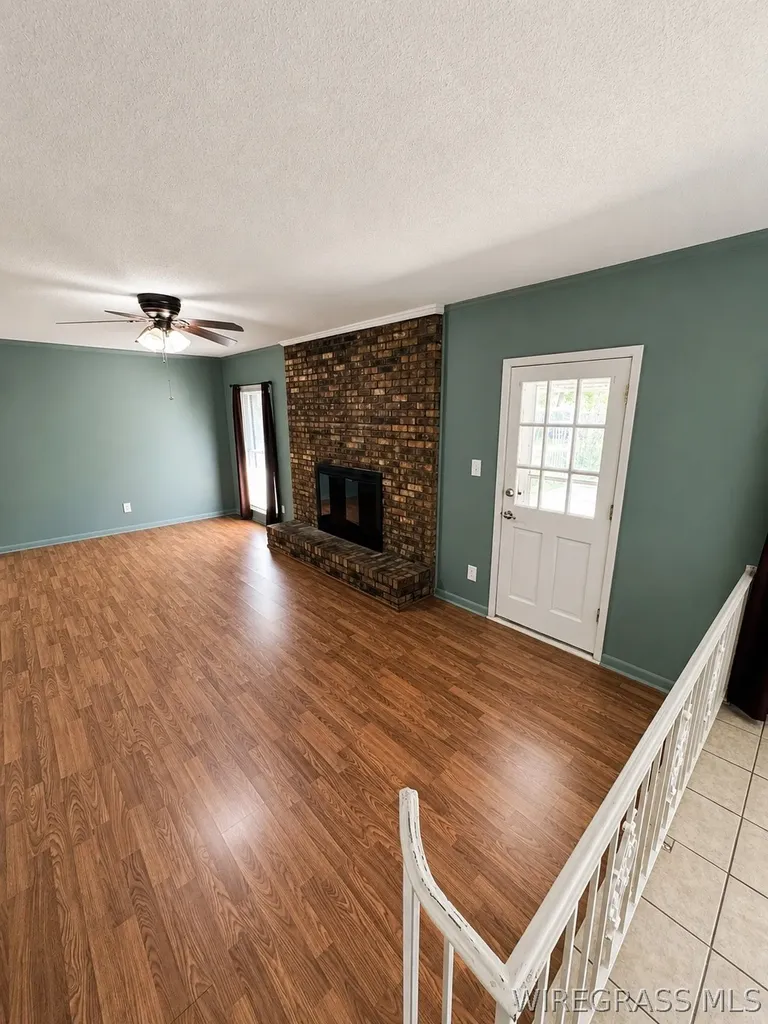 2002 Hardwick Drive Dothan AL 36303
