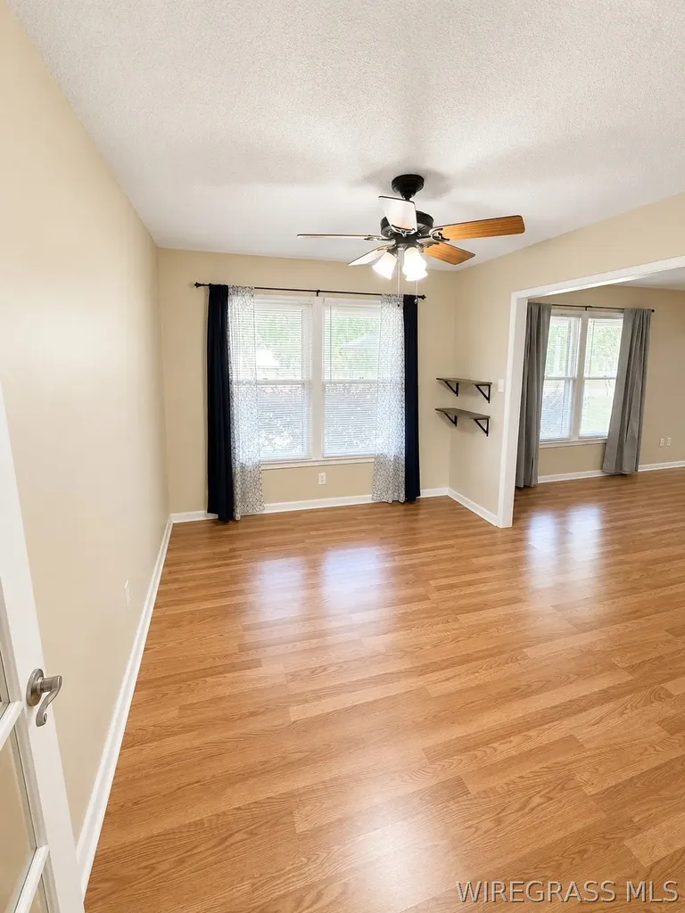 2002 Hardwick Drive Dothan AL 36303