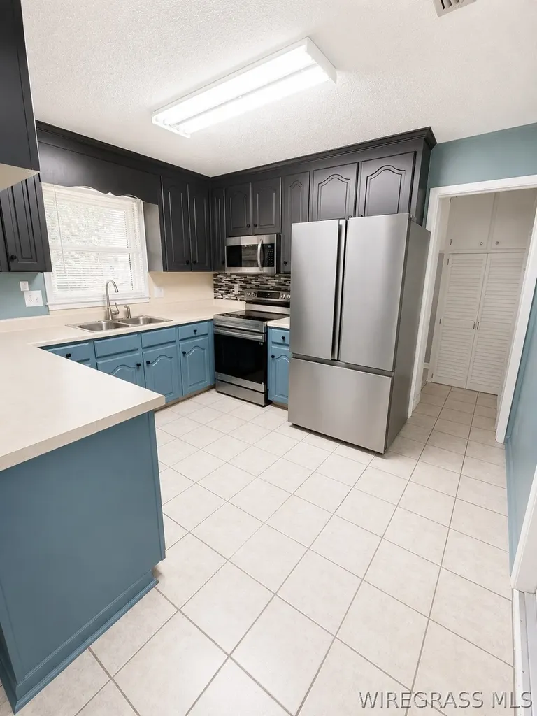 2002 Hardwick Drive Dothan AL 36303
