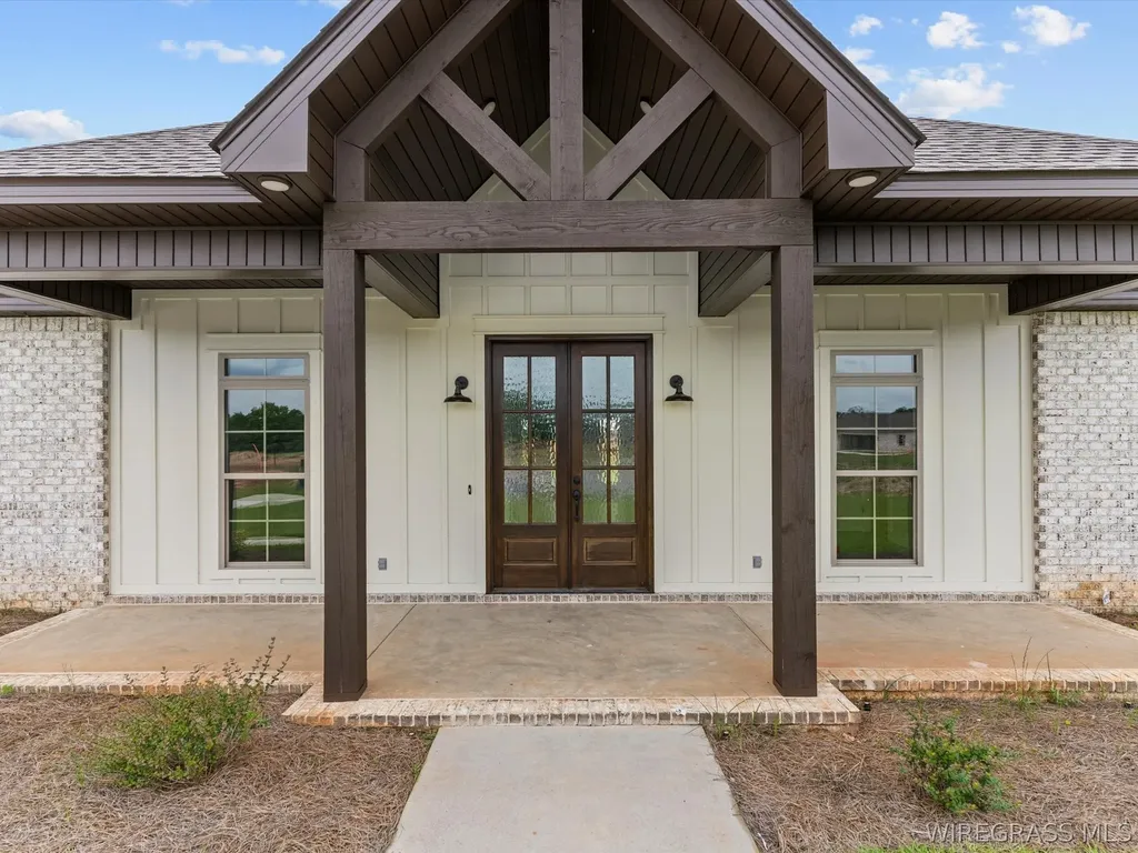 19 County Road 760 Enterprise AL 36330