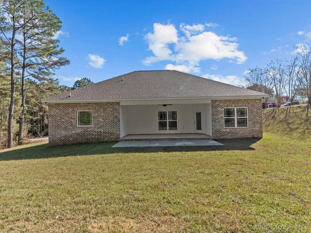 247 County Road 166 New Brockton AL 36351