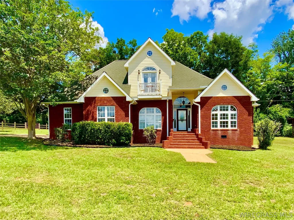 8429 Highway 85 Highway Daleville AL 36322