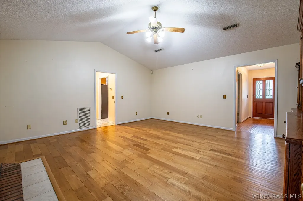 103 N Woodlawn Drive Enterprise AL 36330