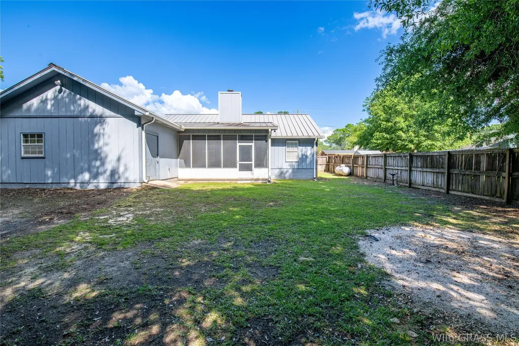 103 N Woodlawn Drive Enterprise AL 36330