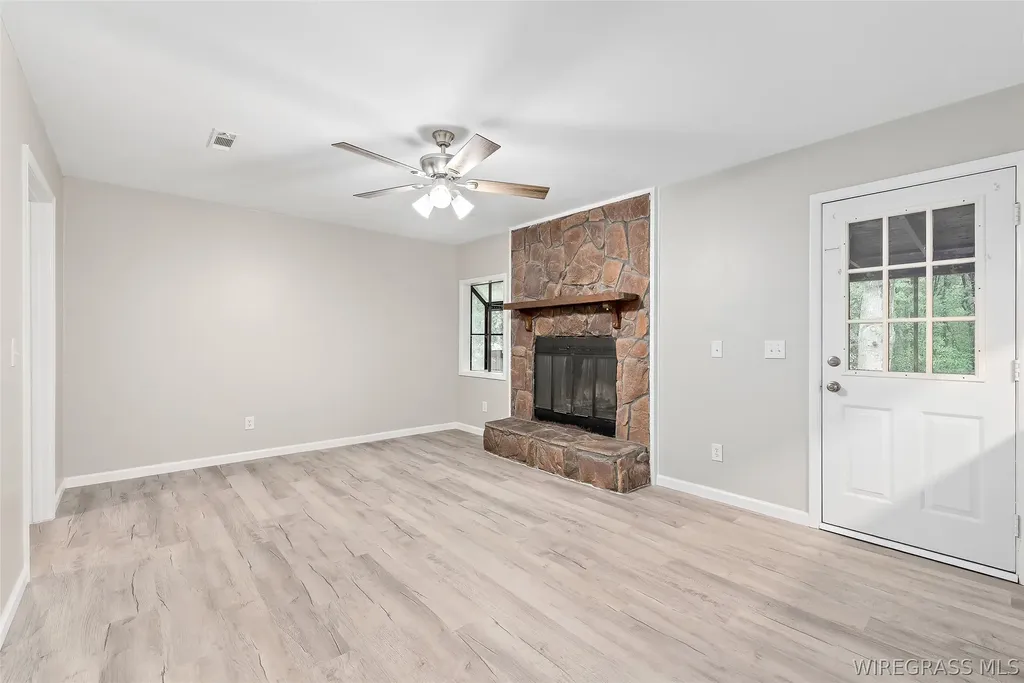 219 Yellowleaf Drive Enterprise AL 36330