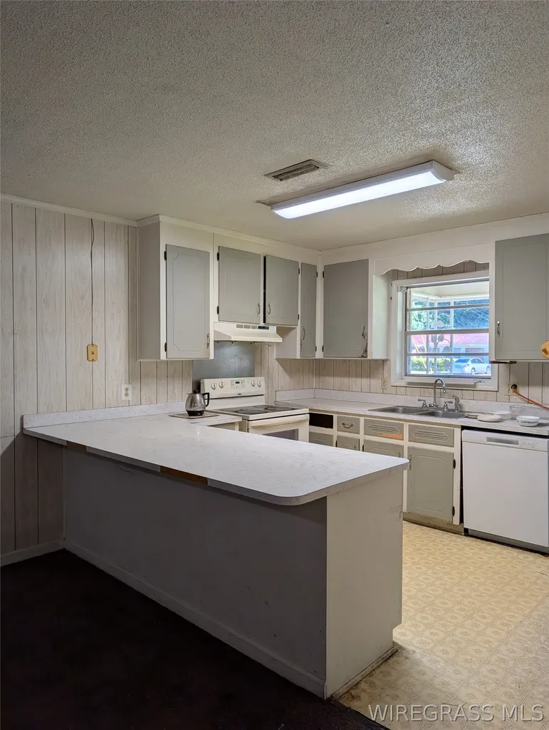 603 Falcon Street Dothan AL 36301