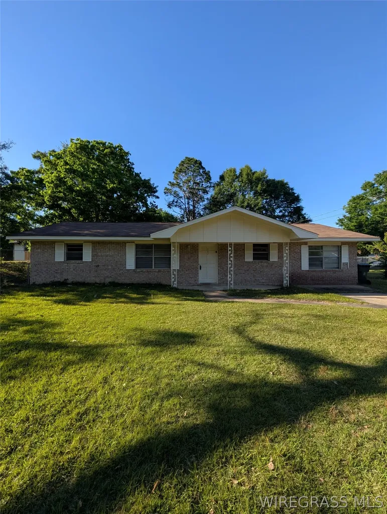 603 Falcon Street Dothan AL 36301
