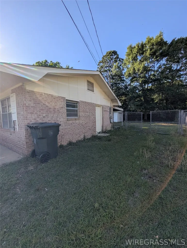 603 Falcon Street Dothan AL 36301