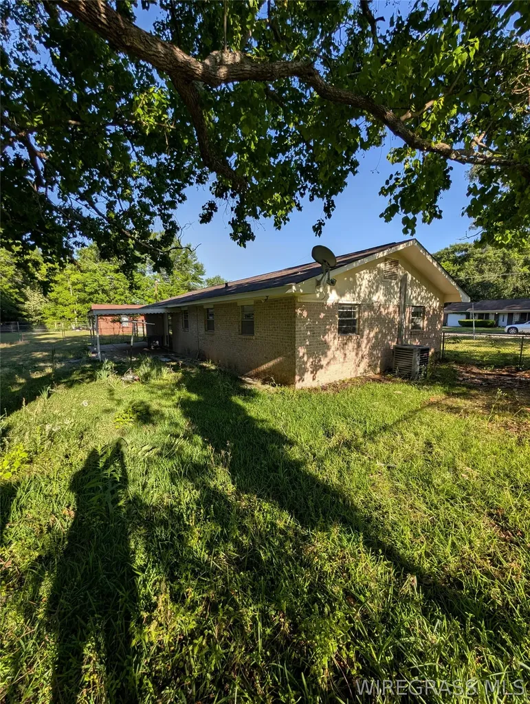 603 Falcon Street Dothan AL 36301