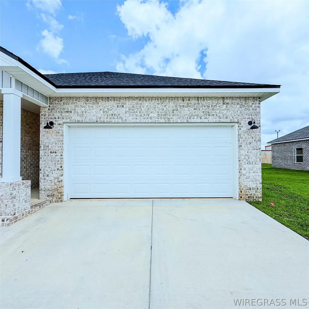 312 Thornbird Loop Enterprise AL 36330