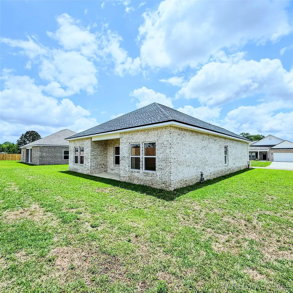 312 Thornbird Loop Enterprise AL 36330