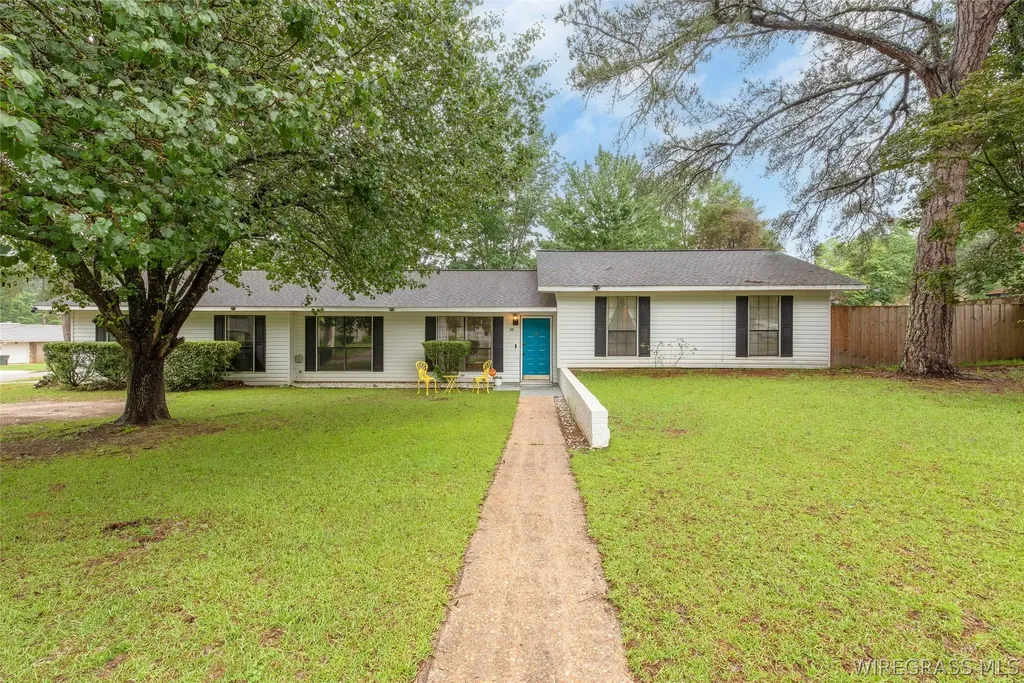 101 Foxhill Drive Enterprise AL 36330