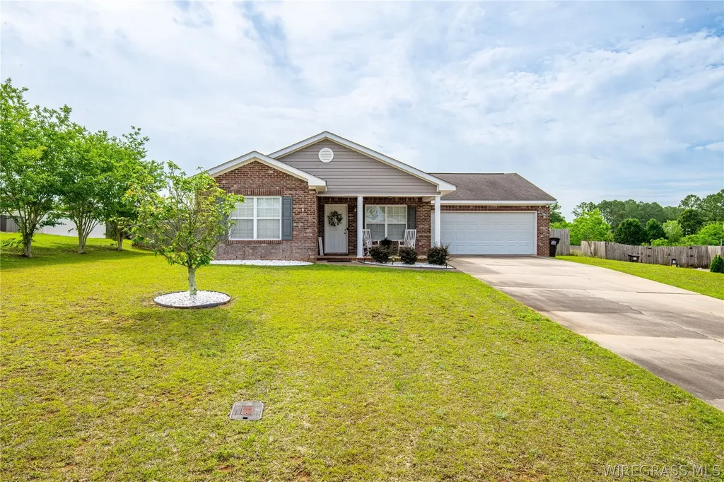 153 Knotts Court New Brockton AL 36351