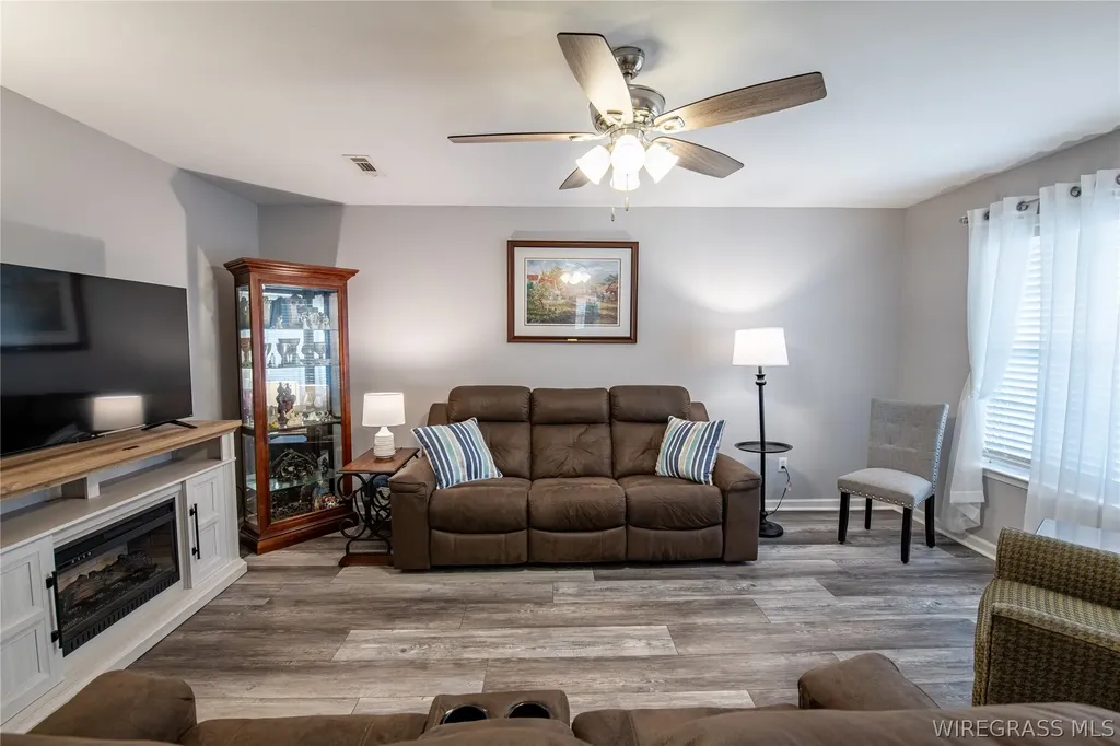 153 Knotts Court New Brockton AL 36351
