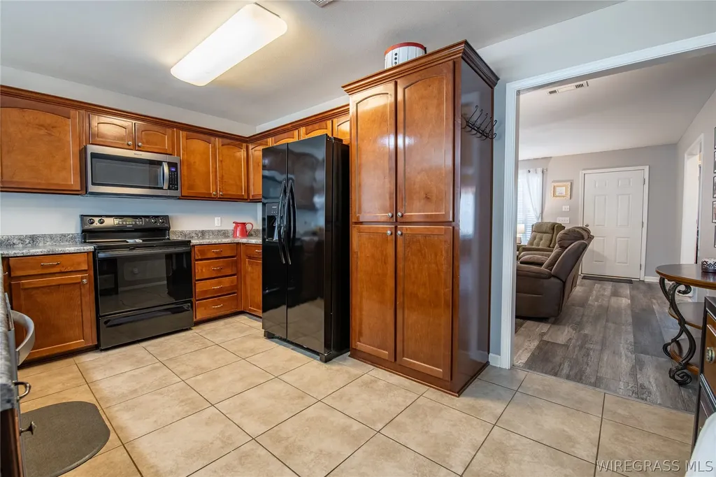 153 Knotts Court New Brockton AL 36351