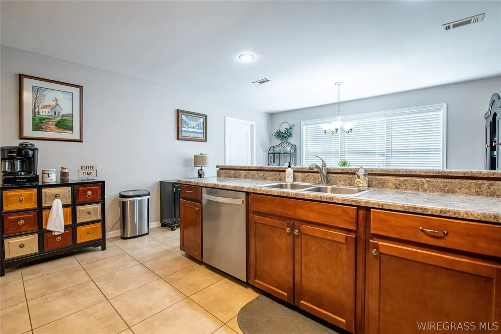 153 Knotts Court New Brockton AL 36351