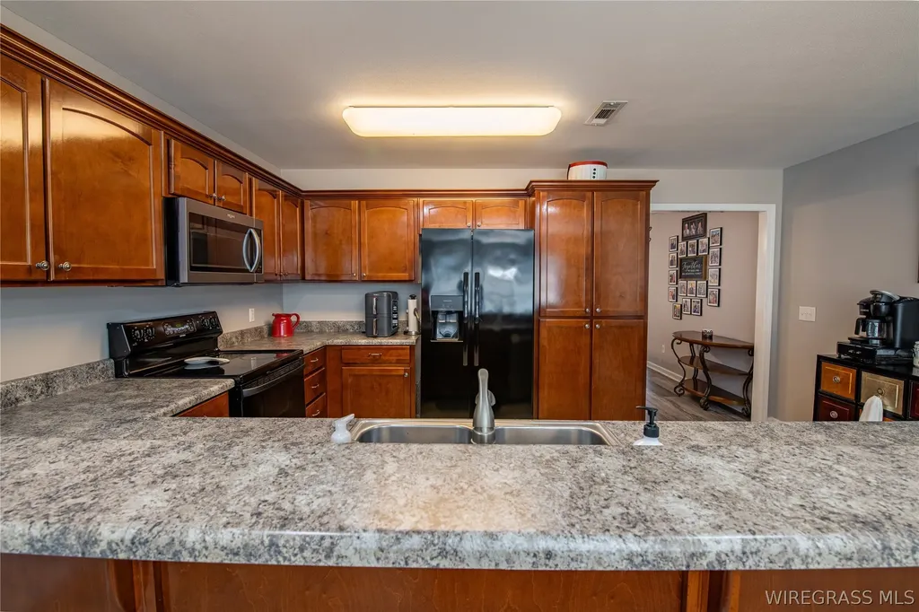 153 Knotts Court New Brockton AL 36351