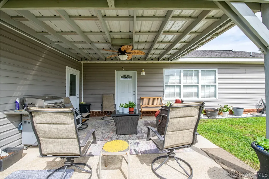 153 Knotts Court New Brockton AL 36351
