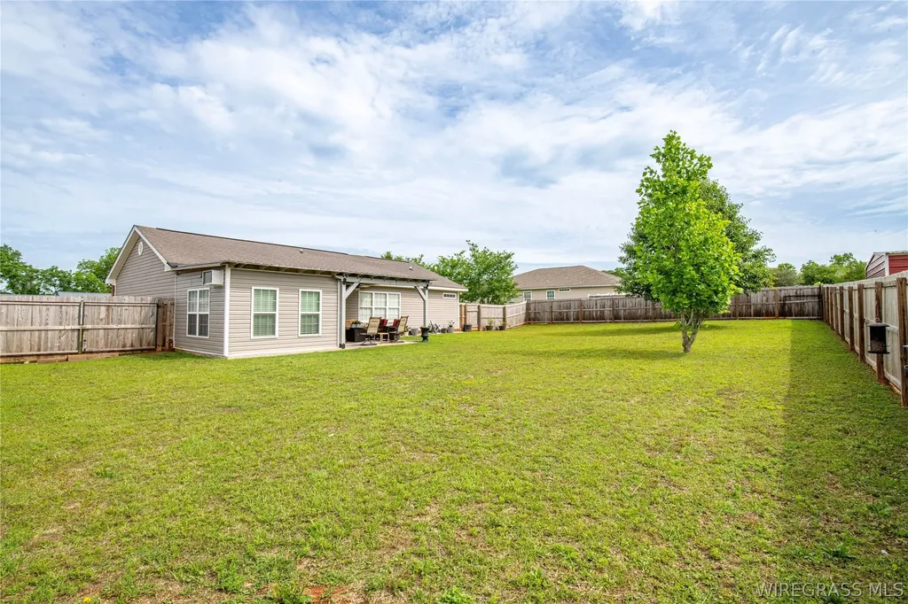 153 Knotts Court New Brockton AL 36351