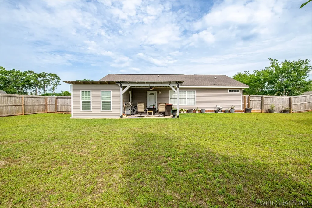 153 Knotts Court New Brockton AL 36351