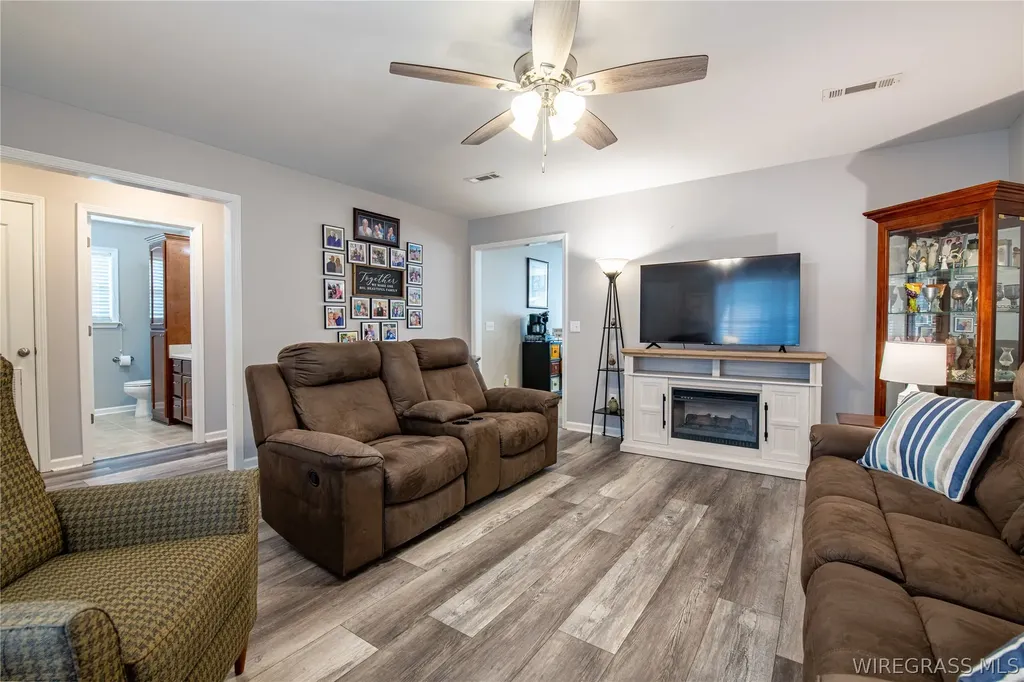 153 Knotts Court New Brockton AL 36351