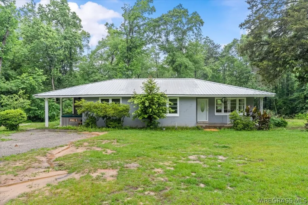 2116 Andrews Avenue Ozark AL 36360