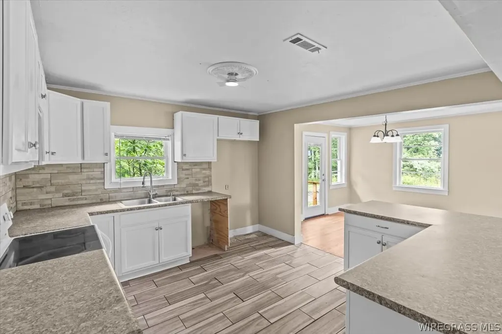 2116 Andrews Avenue Ozark AL 36360