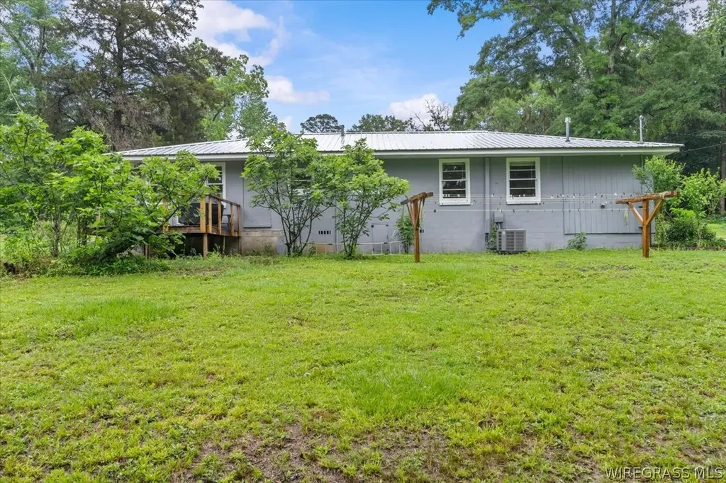 2116 Andrews Avenue Ozark AL 36360