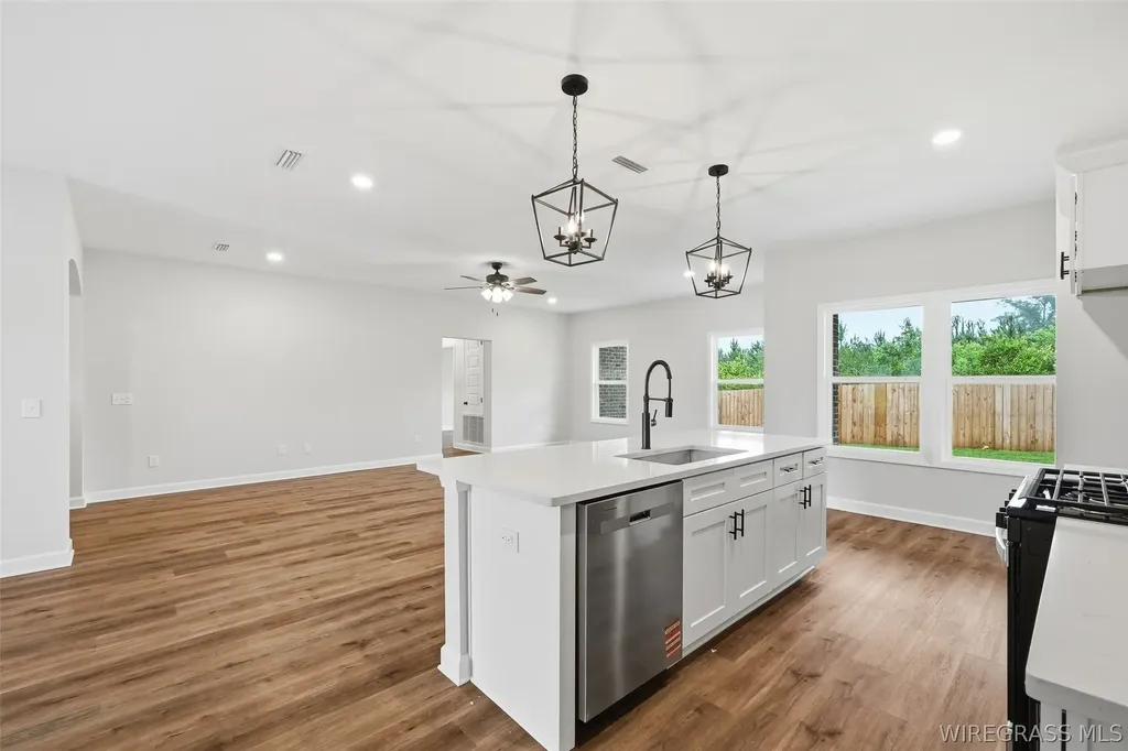 326 Thornbird Loop Enterprise AL 36330