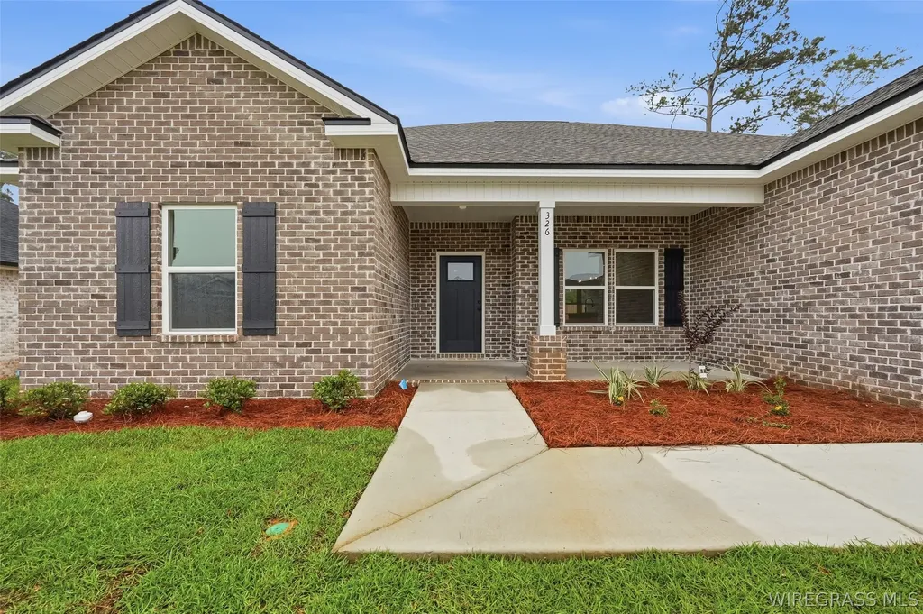 326 Thornbird Loop Enterprise AL 36330