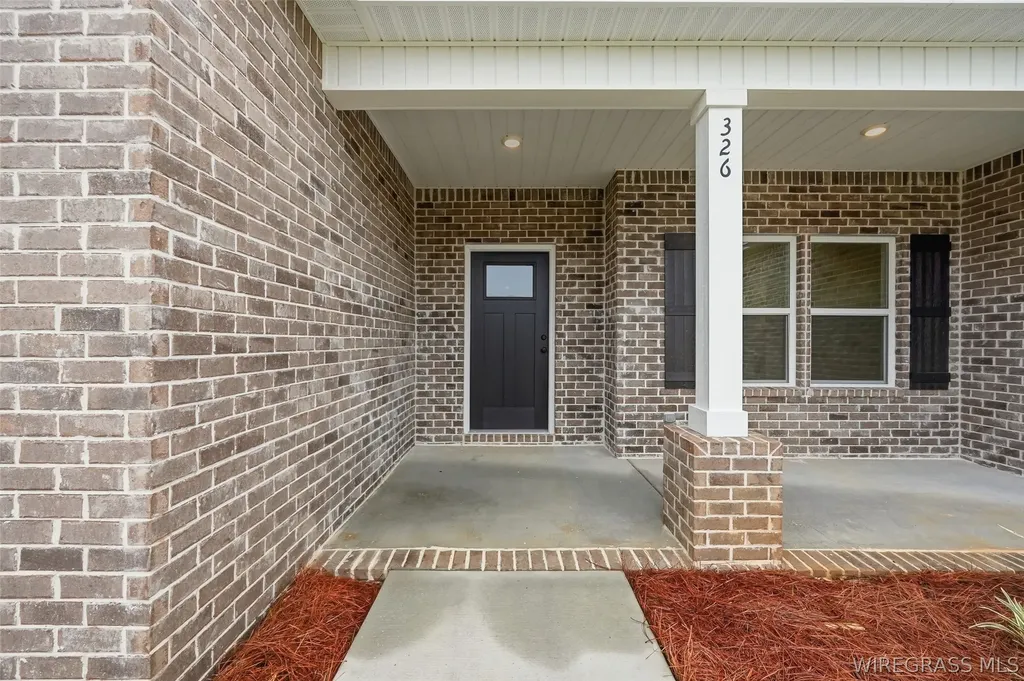 326 Thornbird Loop Enterprise AL 36330