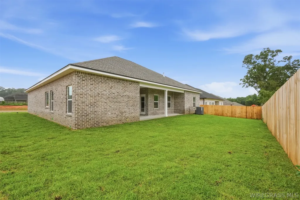 326 Thornbird Loop Enterprise AL 36330
