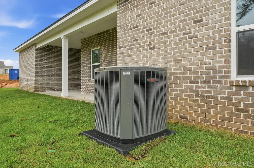 326 Thornbird Loop Enterprise AL 36330