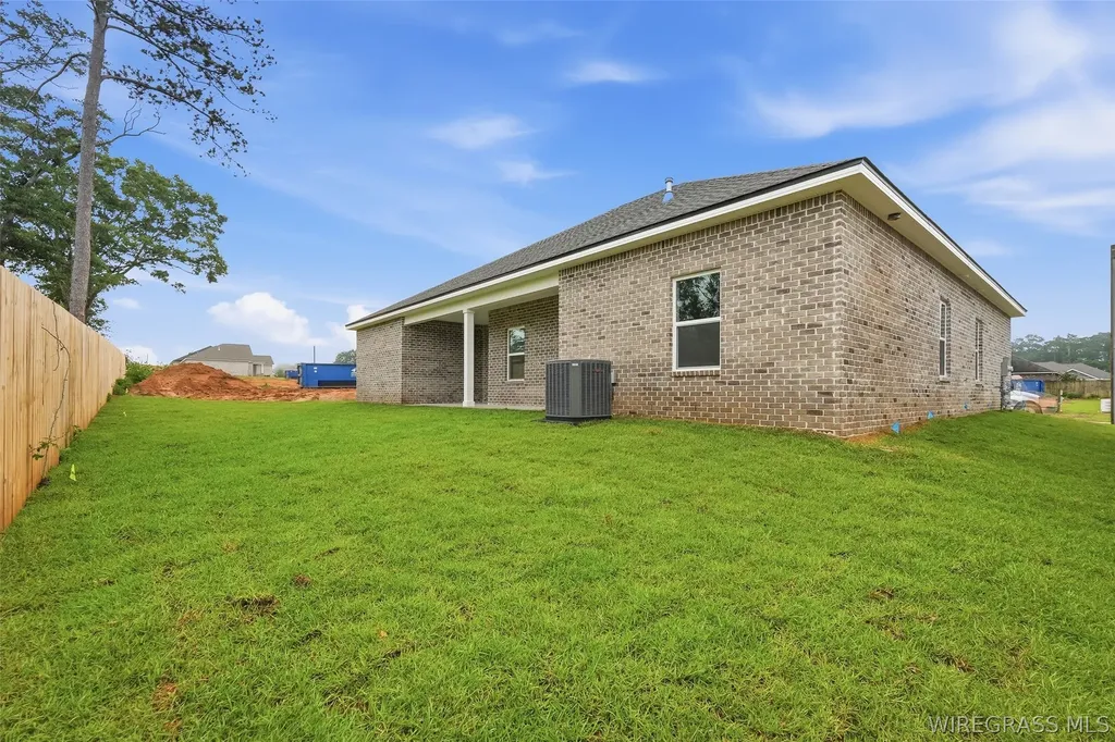 326 Thornbird Loop Enterprise AL 36330