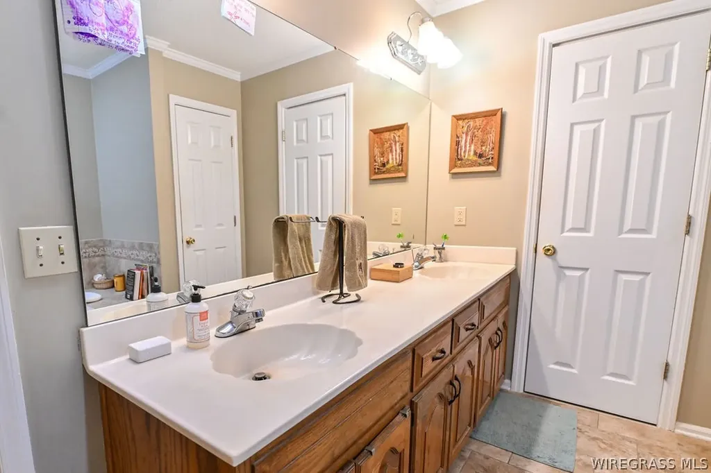4496 Highway 130 Banks AL 36005