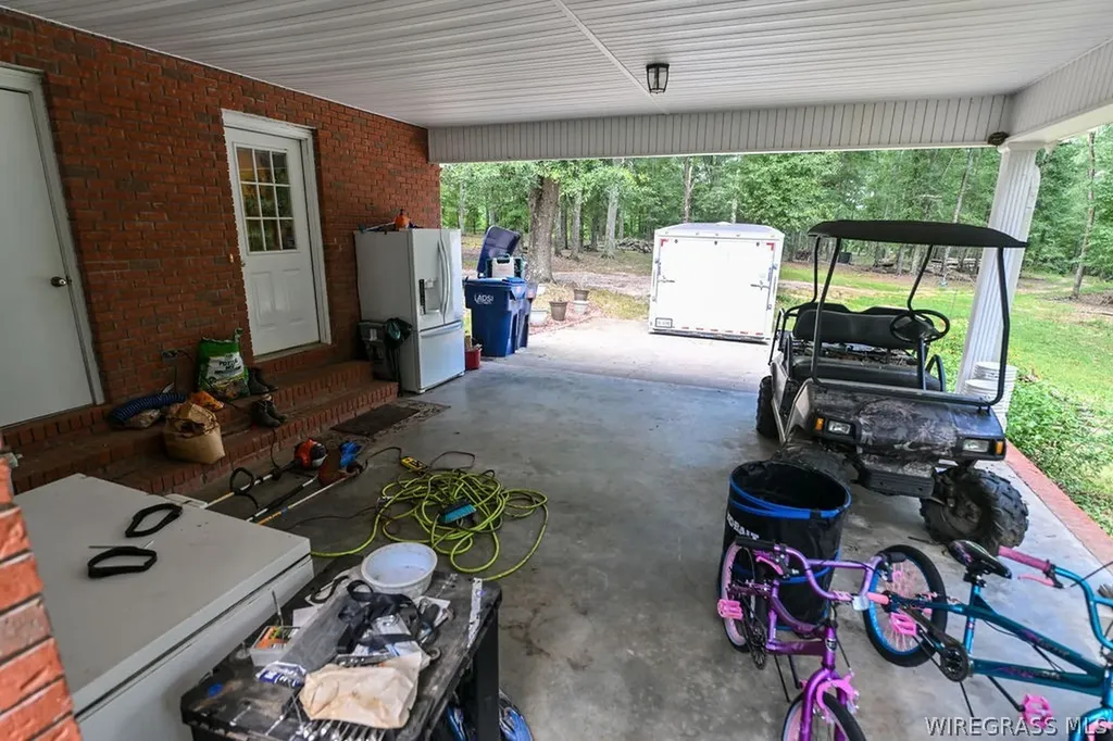 4496 Highway 130 Banks AL 36005
