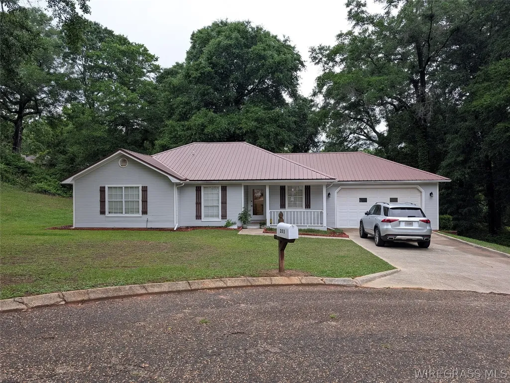 203 Scotty Lane Enterprise AL 36330