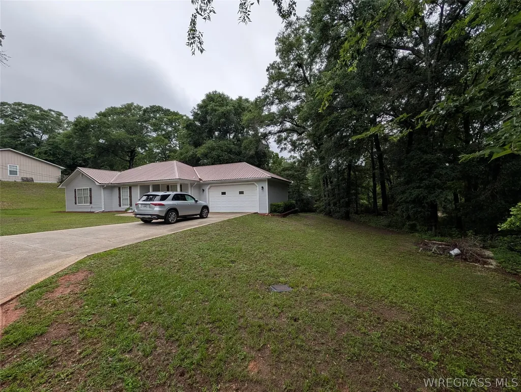 203 Scotty Lane Enterprise AL 36330