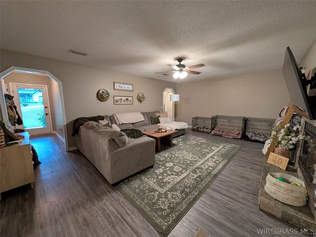 203 Scotty Lane Enterprise AL 36330