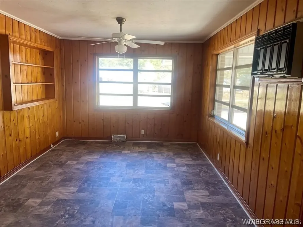 1025 Morrow Avenue Elba AL 36323