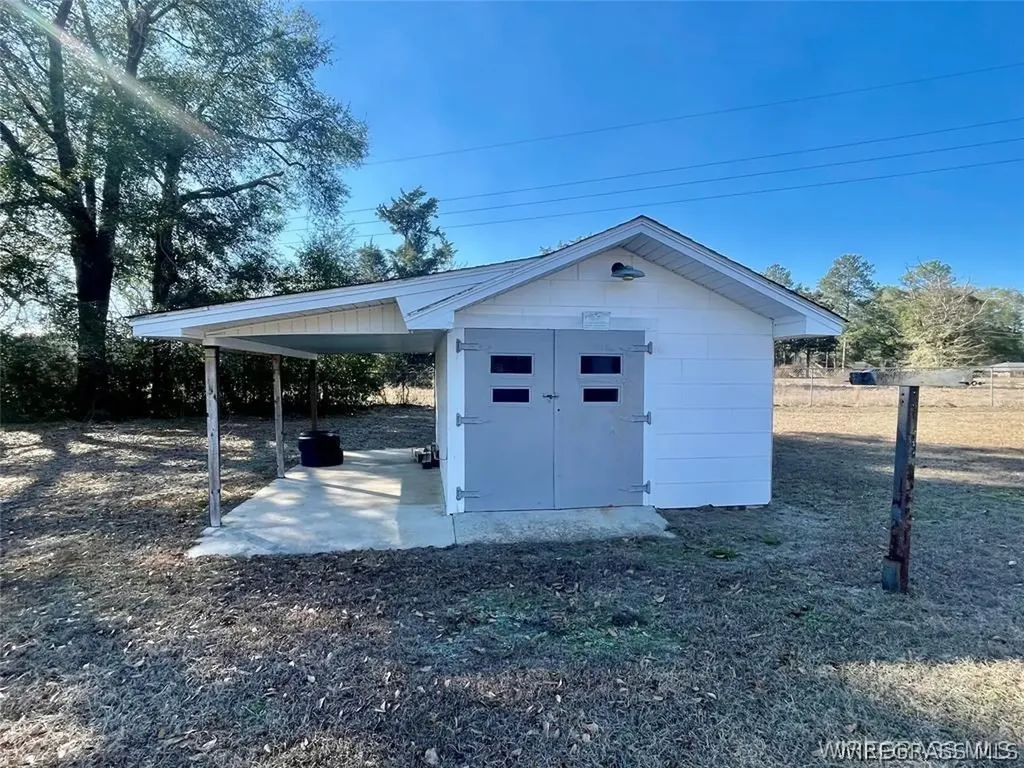 1025 Morrow Avenue Elba AL 36323