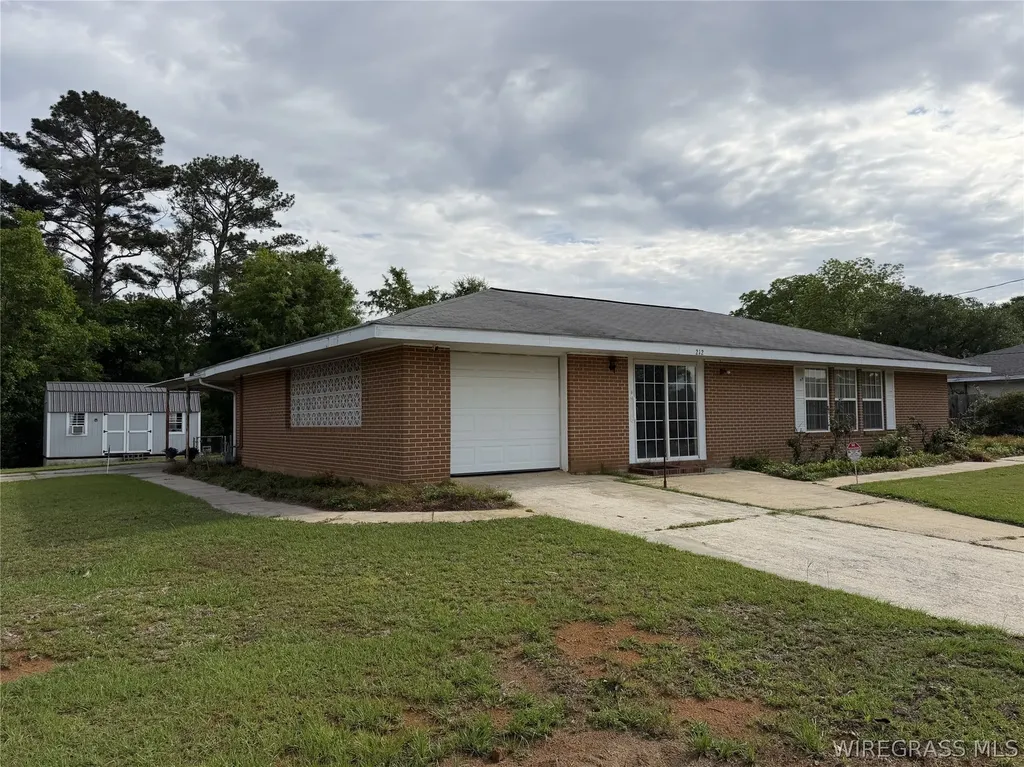 212 George Wallace Drive Enterprise AL 36330