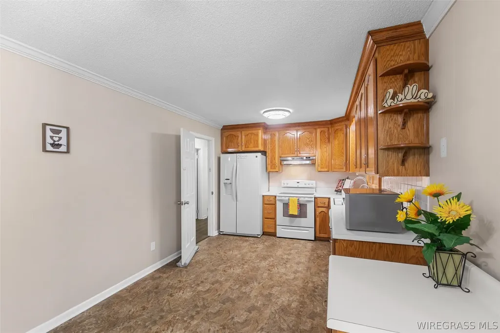 208 Deerfield Drive Enterprise AL 36330