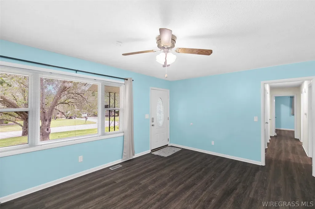 208 Deerfield Drive Enterprise AL 36330